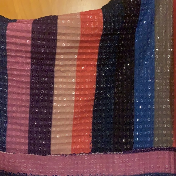 Sequined Flirty Party Dress - Picture 3 of 3